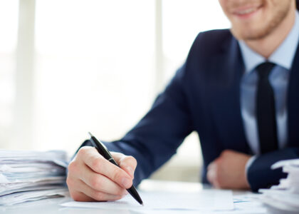 Cosa succede se il notaio non versa l’imposta di registro?